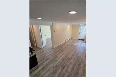 37 Knollcrest Avenue, Farmingville, NY 11738 - Photo 9