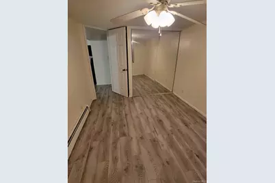 37 Knollcrest Avenue, Farmingville, NY 11738 - Photo 3