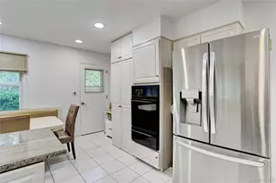 32 Berry Ct, Tappan, NY 10983 - Photo 15