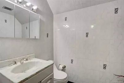 32 Berry Court, Tappan, NY 10983 - Photo 25