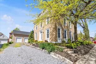 39-26/24 213th St, Bayside, NY 11361 - Photo 27