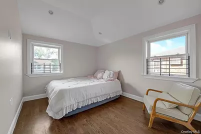 139-16 Caney Lane, Rosedale, NY 11422 - Photo 17