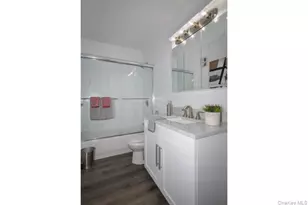 70 Middleton, Bohemia, NY 11716 - Photo 11