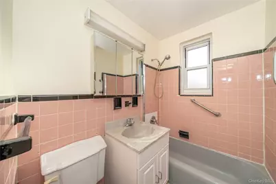 76 Dehaven Drive #2D, Yonkers, NY 10703 - Photo 15