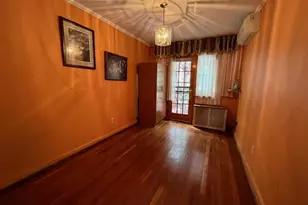 71-22 Calamus Ave, Woodside, NY 11377 - Photo 7