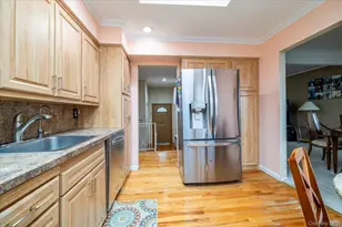 295 Thorn St, Oceanside, NY 11572 - Photo 13