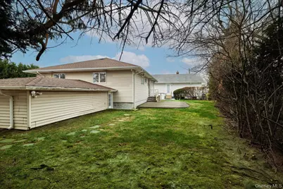 295 Thorn Street, Oceanside, NY 11572 - Photo 21