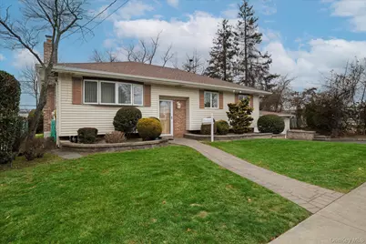 295 Thorn Street, Oceanside, NY 11572 - Photo 3