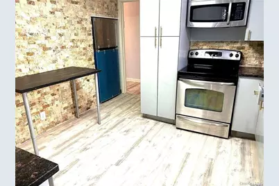 107 Baker Hill Road S, Great Neck, NY 11023 - Photo 11