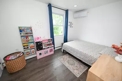 175 Arthur Avenue, Floral Park, NY 11001 - Photo 13