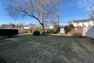 15 Sherry Ln, Hauppauge, NY 11788 - Photo 29