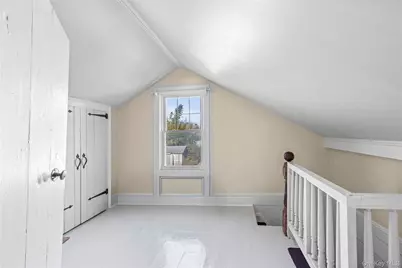 403 Middle Road, Bayport, NY 11705 - Photo 33