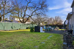 87 Root Ave, Central Islip, NY 11722 - Photo 23