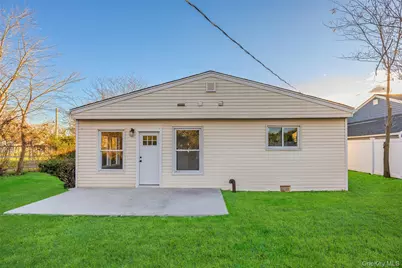 4 Somerset Road N, Amityville, NY 11701 - Photo 27