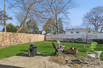 3107 Chestnut Avenue, Medford, NY 11763 - Photo 5