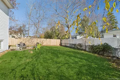 3107 Chestnut Avenue, Medford, NY 11763 - Photo 13