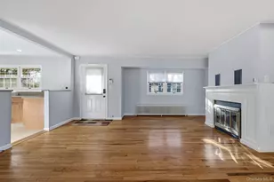 135 E 25th St, Huntington Station, NY 11746 - Photo 11