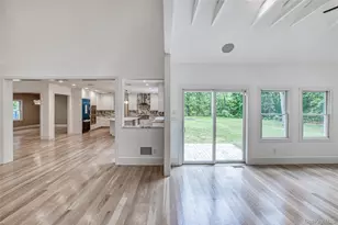 141 Old Cedar Swamp Rd, Jericho, NY 11753 - Photo 11