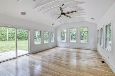 141 Old Cedar Swamp Road, Jericho, NY 11753 - Photo 7