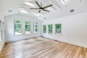 141 Old Cedar Swamp Rd, Jericho, NY 11753 - Photo 9