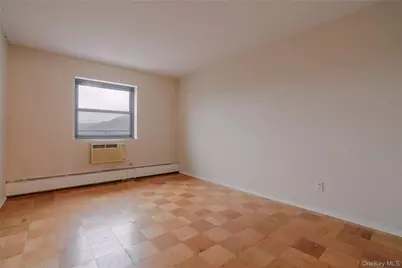 100 Diplomat Drive #8M, Mount Kisco, NY 10549 - Photo 3