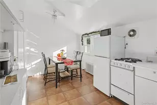 107 Pacific Blvd, Long Beach, NY 11561 - Photo 13