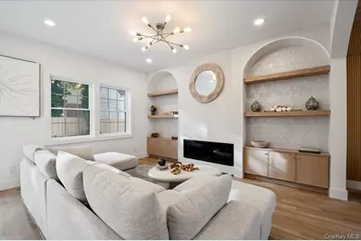 22 Franklin Avenue, Port Washington, NY 11050 - Photo 9