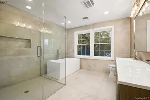 22 Franklin Ave, Port Washington, NY 11050 - Photo 21