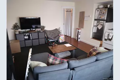 666 Willis Avenue, Williston Park, NY 11596 - Photo 3