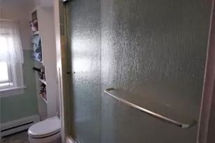 666 Willis Ave, Williston Park, NY 11596 - Photo 5