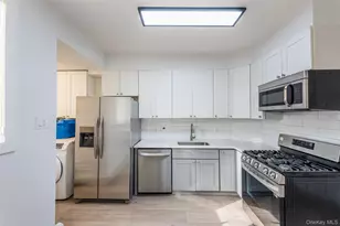 18-22 Astoria Park S, Astoria, NY 11102 - Photo 27