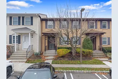 482 Iroquois Court, Suffern, NY 10901 - Photo 1