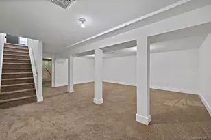 482 Iroquois Ct, Suffern, NY 10901 - Photo 33