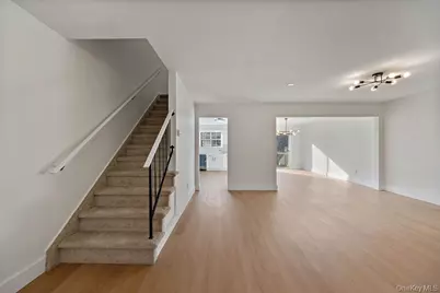 482 Iroquois Court, Suffern, NY 10901 - Photo 9