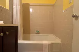 91 Tulip Ave, Floral Park, NY 11001 - Photo 9