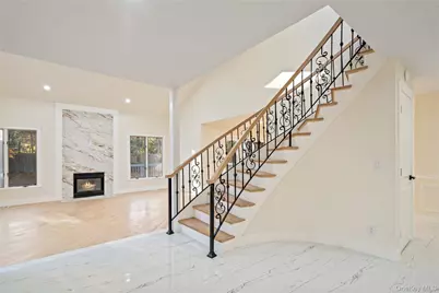 2 Heiko Court, Northport, NY 11768 - Photo 3