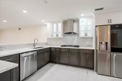 2 Heiko Court, Northport, NY 11768 - Photo 15