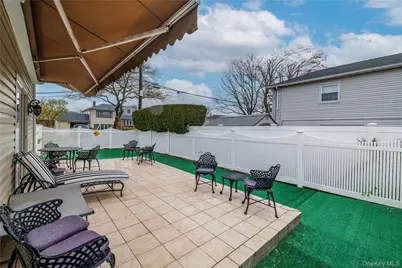 68 Lincoln Avenue, Island Park, NY 11558 - Photo 19