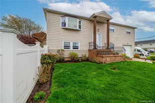 68 Lincoln Ave, Island Park, NY 11558 - Photo 23