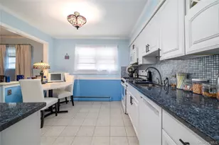 68 Lincoln Ave, Island Park, NY 11558 - Photo 5