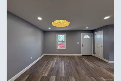 130-16 233rd, Rosedale, NY 11422 - Photo 7