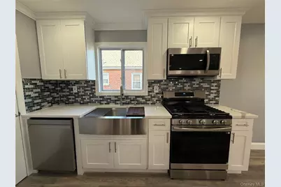 130-16 233rd, Rosedale, NY 11422 - Photo 5