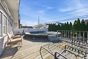 80 Newport Rd, Island Park, NY 11558 - Photo 19