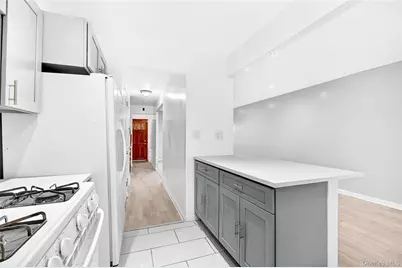 1304 Hobart Avenue, Bronx, NY 10461 - Photo 29