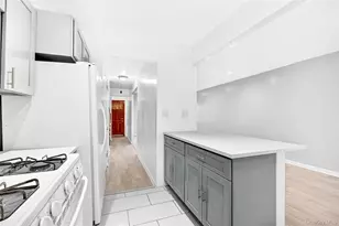 1304 Hobart Ave, Bronx, NY 10461 - Photo 29