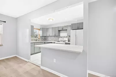 1304 Hobart Avenue, Bronx, NY 10461 - Photo 25