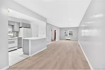 1304 Hobart Avenue, Bronx, NY 10461 - Photo 7