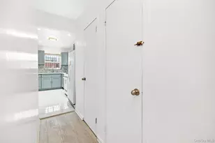 1304 Hobart Ave, Bronx, NY 10461 - Photo 31