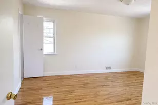 23-10 Waters Edge Dr, Bayside, NY 11360 - Photo 13