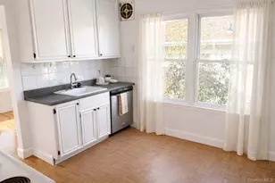 23-10 Waters Edge Dr, Bayside, NY 11360 - Photo 3